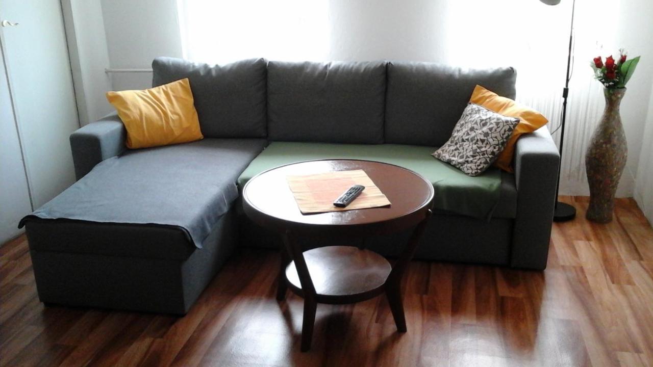 Apartman Marcela Libouchec エクステリア 写真