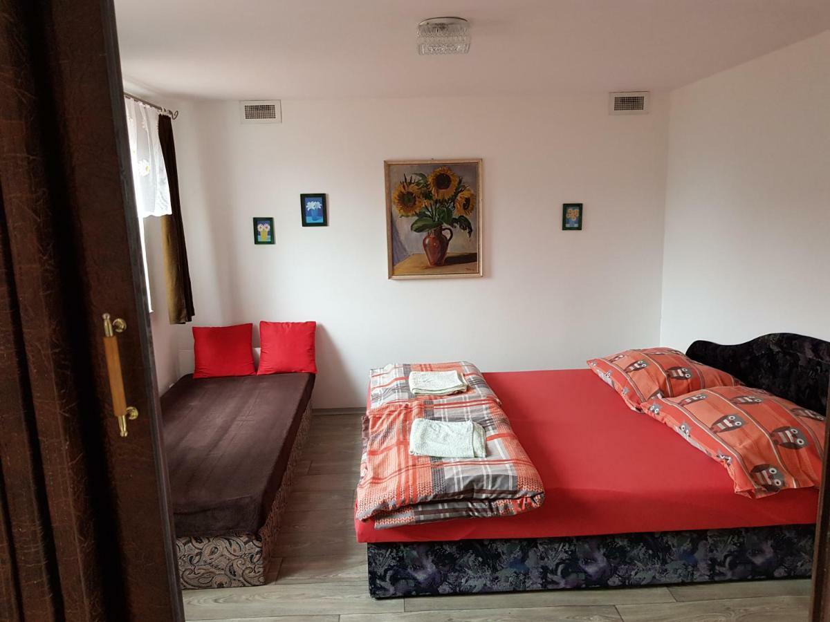 Apartman Marcela Libouchec エクステリア 写真